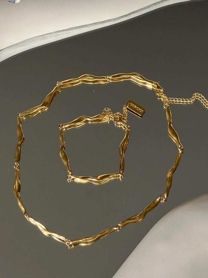 Wave Chain Necklace